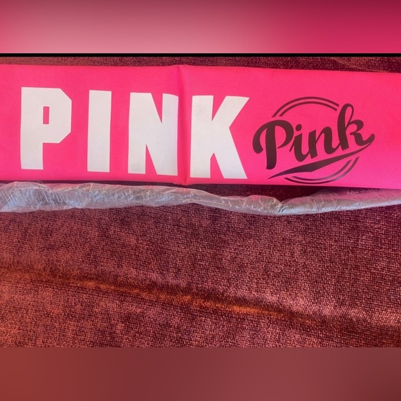 VICTORIA’S SECRET 6 CAN DRINK HOLDER/ COOLER NWT - Picture 2 of 5